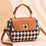 H1677 - Finessa Classic Shoulder Bag