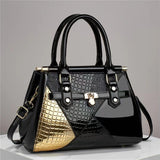 H1772 - Retro Goldie Handbag